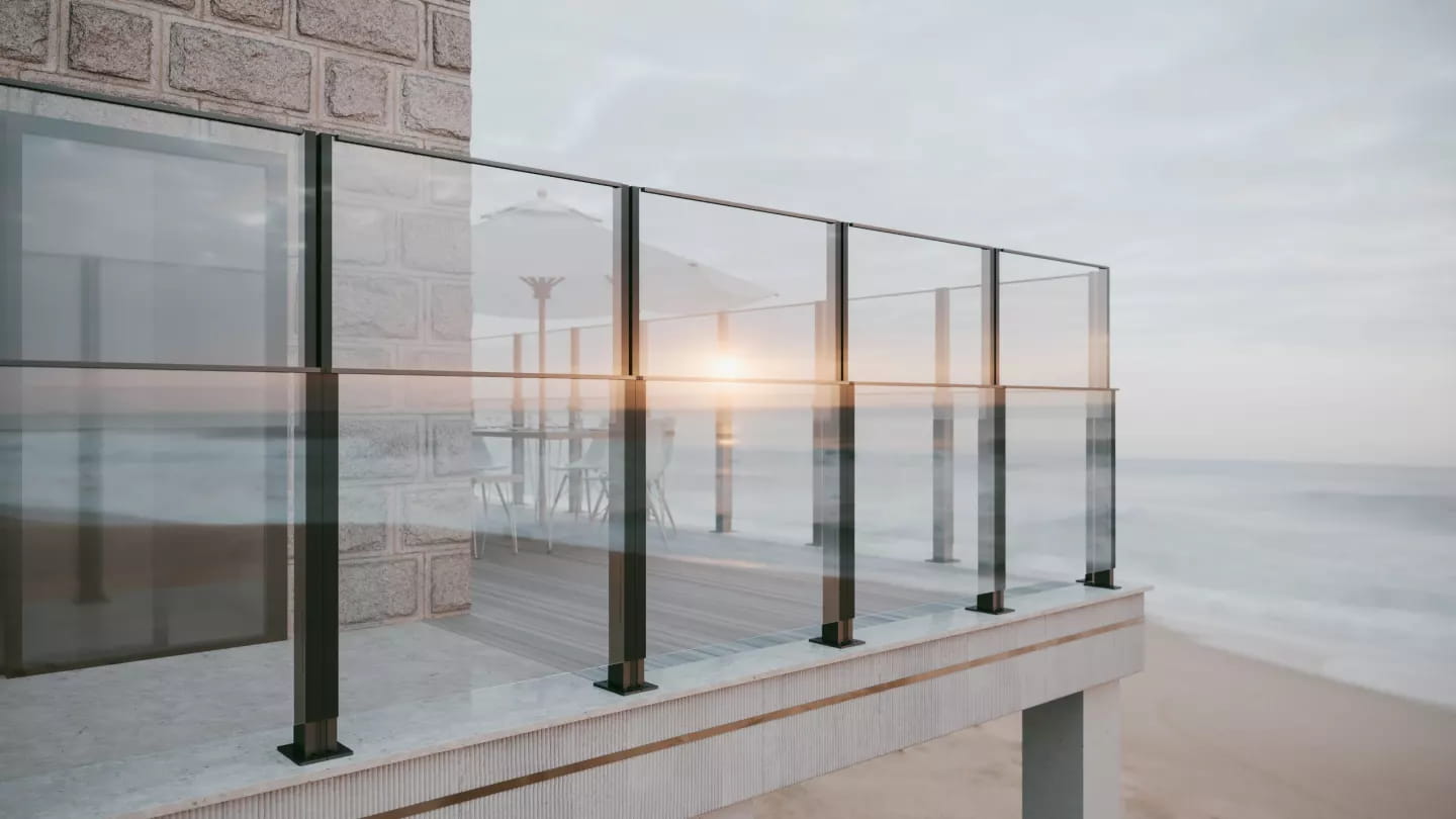 Wind Breaker Glass System